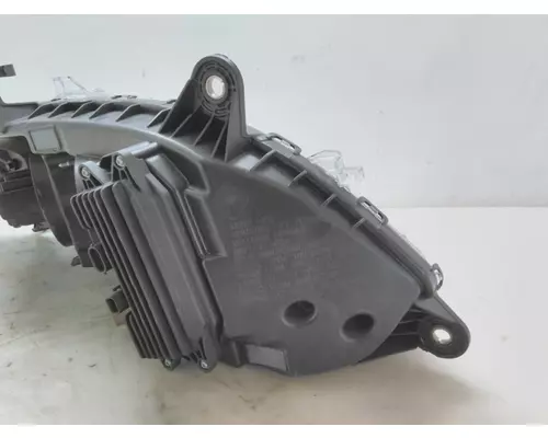 INTERNATIONAL LT Headlamp Assembly