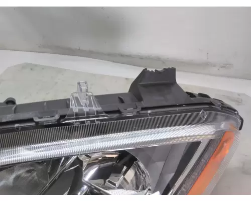 INTERNATIONAL LT Headlamp Assembly