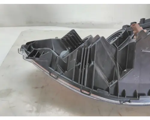 INTERNATIONAL LT Headlight Assemblies