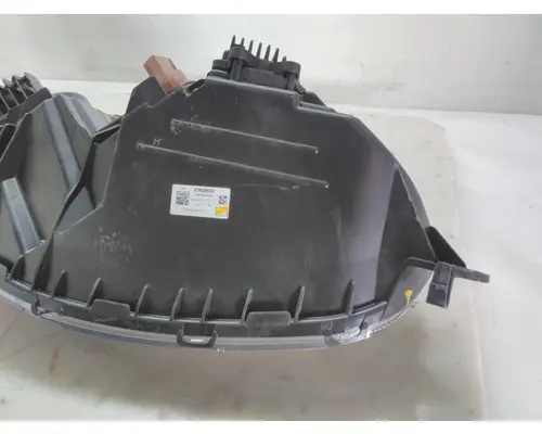 INTERNATIONAL LT Headlight Assemblies