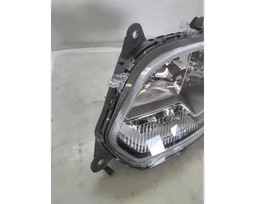 INTERNATIONAL LT Headlight Assemblies