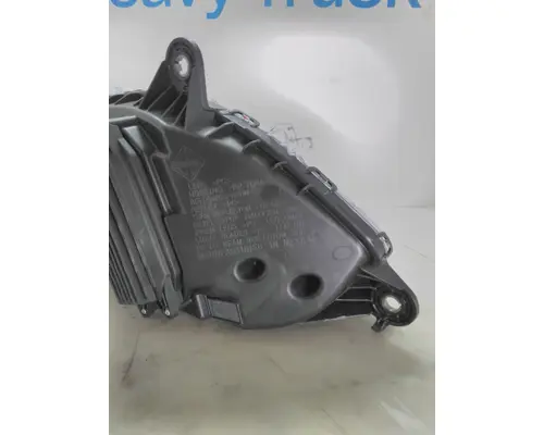 INTERNATIONAL LT Headlight Assemblies