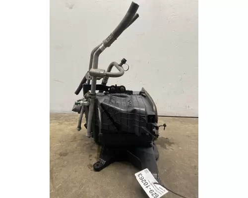 INTERNATIONAL LT Heater Core