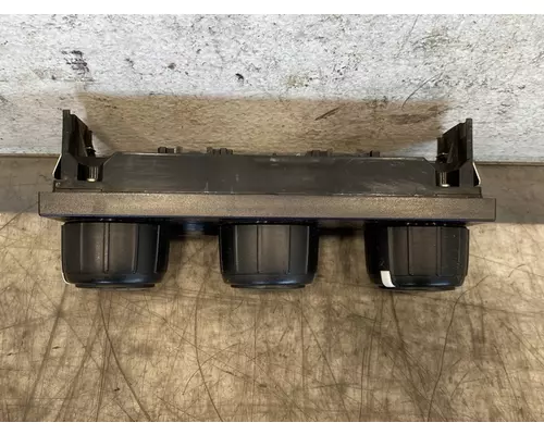 INTERNATIONAL LT Heater or Air Conditioner Parts, Misc.