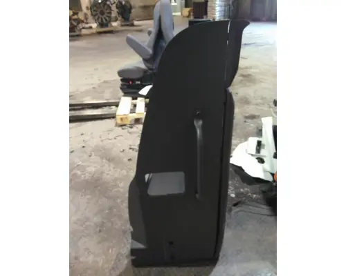 INTERNATIONAL LT INTERIOR CABINET