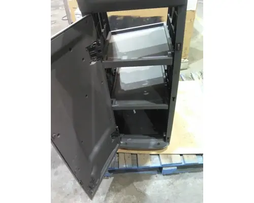 INTERNATIONAL LT INTERIOR CABINET