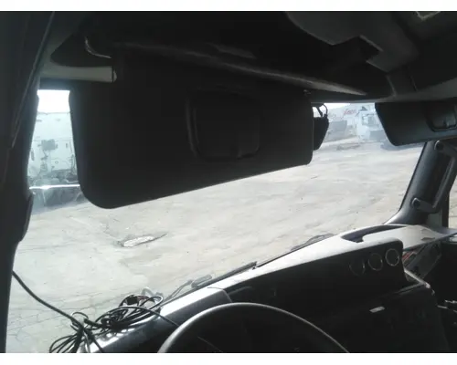 INTERNATIONAL LT INTERIOR SUN VISOR
