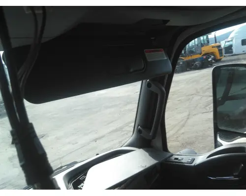 INTERNATIONAL LT INTERIOR SUN VISOR