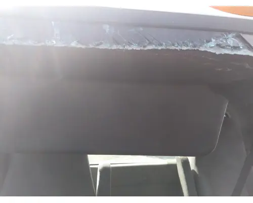 INTERNATIONAL LT INTERIOR SUN VISOR