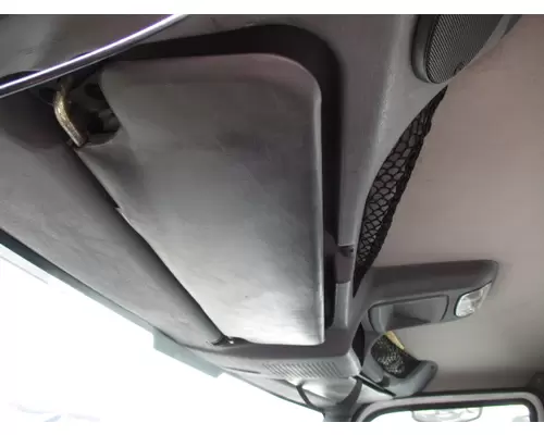 INTERNATIONAL LT INTERIOR SUN VISOR
