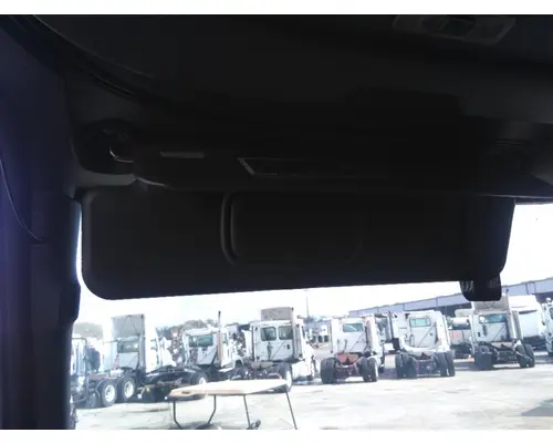 INTERNATIONAL LT INTERIOR SUN VISOR