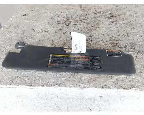 INTERNATIONAL LT INTERIOR SUN VISOR