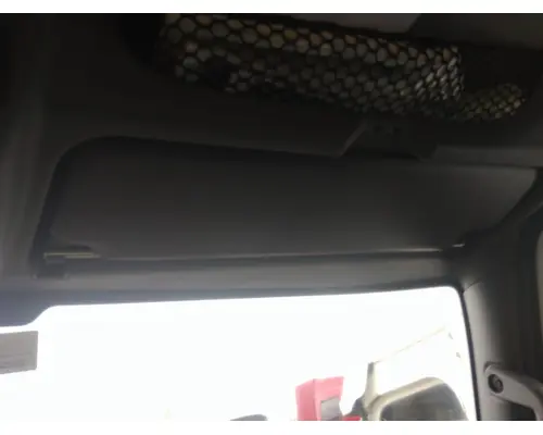 INTERNATIONAL LT INTERIOR SUN VISOR
