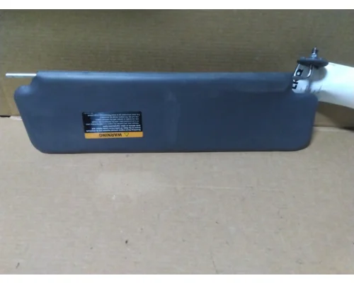 INTERNATIONAL LT INTERIOR SUN VISOR