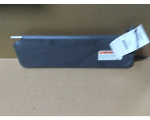 INTERNATIONAL LT INTERIOR SUN VISOR