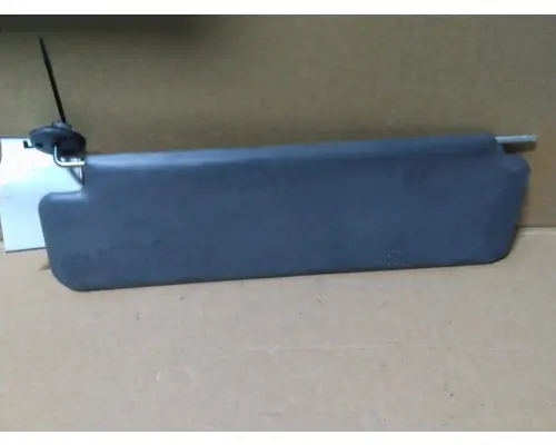 INTERNATIONAL LT INTERIOR SUN VISOR