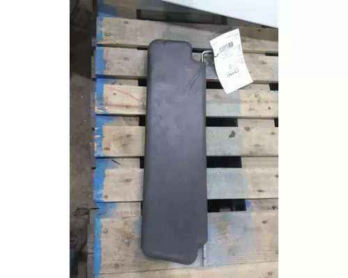 INTERNATIONAL LT INTERIOR SUN VISOR