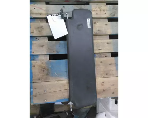 INTERNATIONAL LT INTERIOR SUN VISOR
