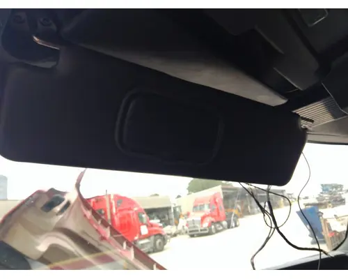 INTERNATIONAL LT INTERIOR SUN VISOR