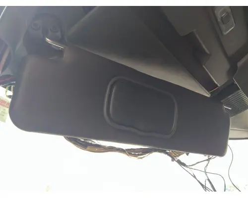 INTERNATIONAL LT INTERIOR SUN VISOR