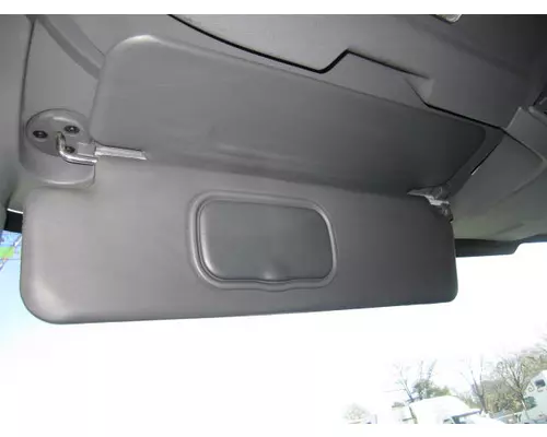 INTERNATIONAL LT INTERIOR SUN VISOR