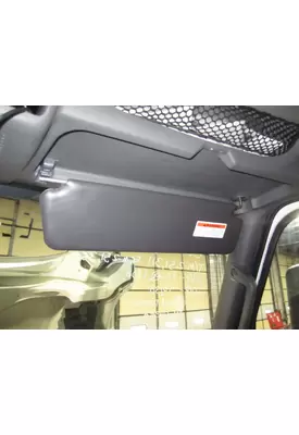 INTERNATIONAL LT INTERIOR SUN VISOR