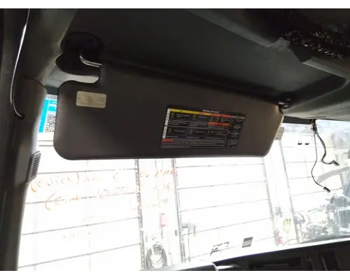 INTERNATIONAL LT INTERIOR SUN VISOR