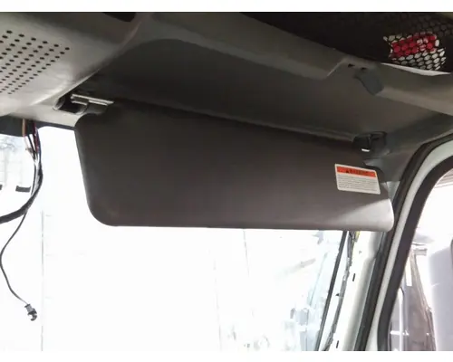 INTERNATIONAL LT INTERIOR SUN VISOR