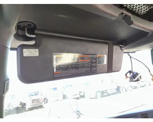 INTERNATIONAL LT INTERIOR SUN VISOR