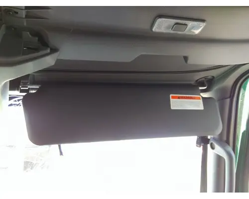 INTERNATIONAL LT INTERIOR SUN VISOR