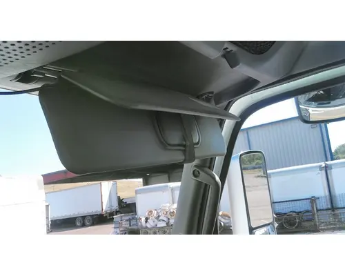 INTERNATIONAL LT INTERIOR SUN VISOR