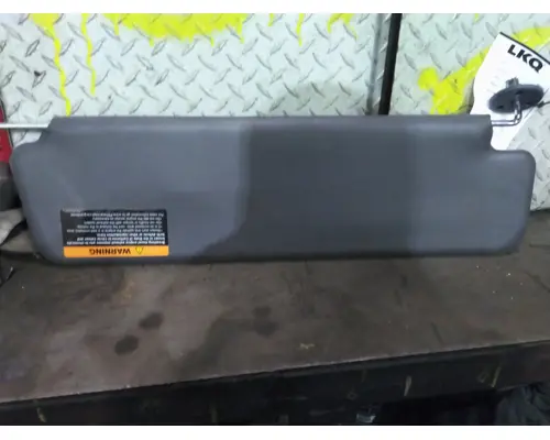 INTERNATIONAL LT INTERIOR SUN VISOR