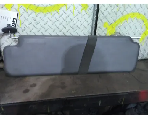 INTERNATIONAL LT INTERIOR SUN VISOR