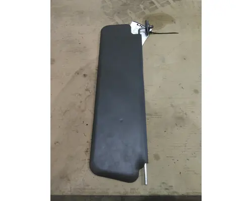 INTERNATIONAL LT INTERIOR SUN VISOR