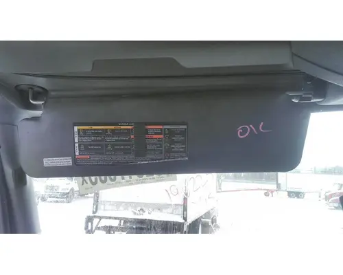 INTERNATIONAL LT INTERIOR SUN VISOR