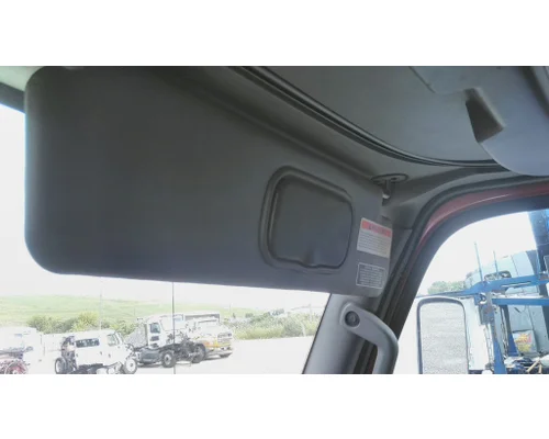 INTERNATIONAL LT INTERIOR SUN VISOR