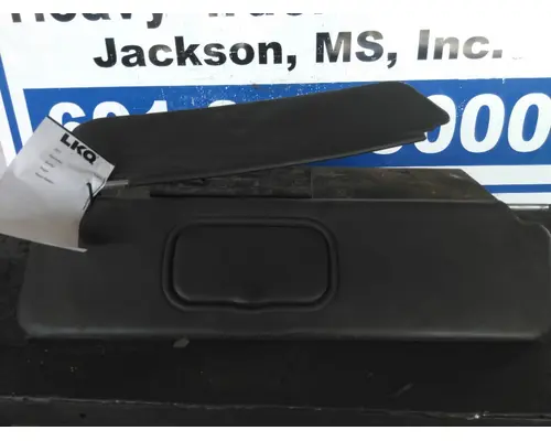 INTERNATIONAL LT INTERIOR SUN VISOR