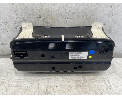 INTERNATIONAL LT Instrument Cluster