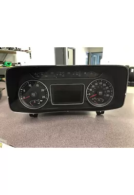 INTERNATIONAL LT Instrument Cluster