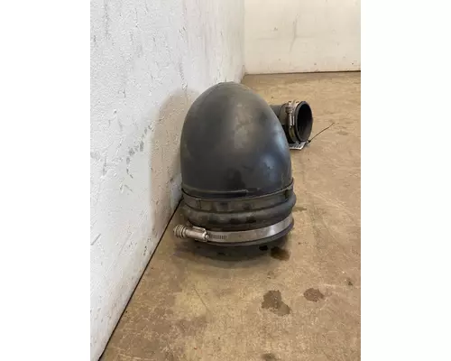 INTERNATIONAL LT Intake Manifold