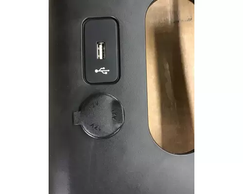 INTERNATIONAL LT Interior Parts, Misc.