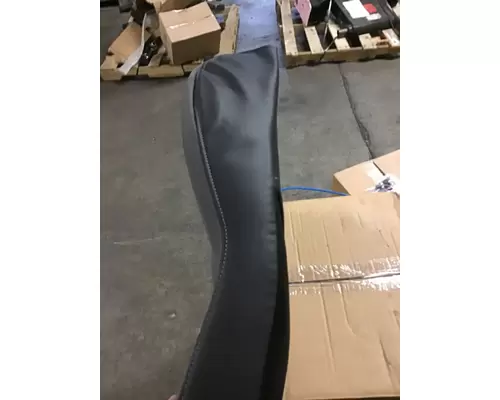 INTERNATIONAL LT Interior Parts, Misc.