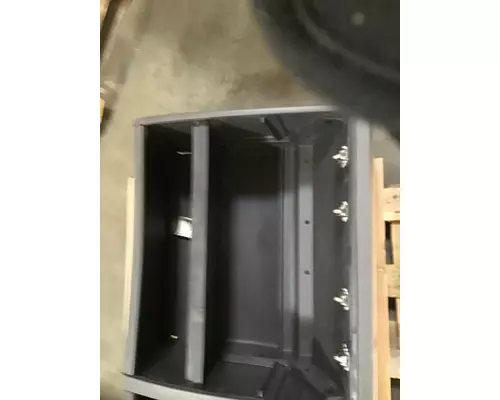 INTERNATIONAL LT Interior Parts, Misc.