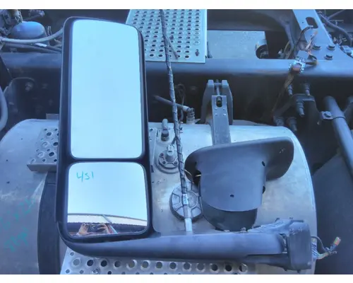 INTERNATIONAL LT MIRROR ASSEMBLY CABDOOR