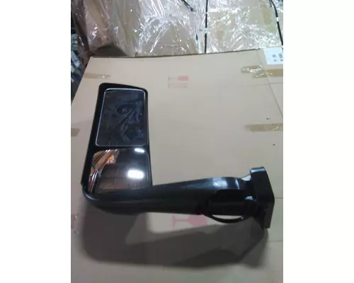 INTERNATIONAL LT MIRROR ASSEMBLY CABDOOR