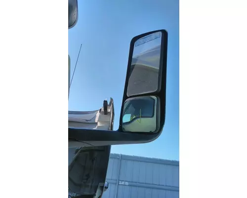 INTERNATIONAL LT MIRROR ASSEMBLY CABDOOR