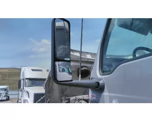 INTERNATIONAL LT MIRROR ASSEMBLY CABDOOR