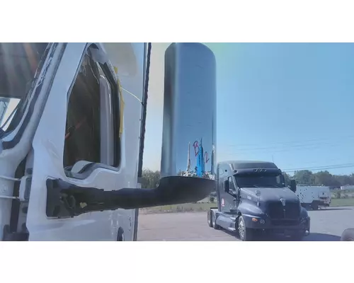 INTERNATIONAL LT MIRROR ASSEMBLY CABDOOR