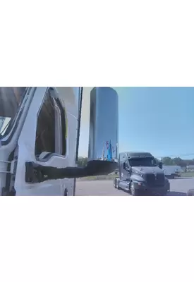 INTERNATIONAL LT MIRROR ASSEMBLY CAB/DOOR