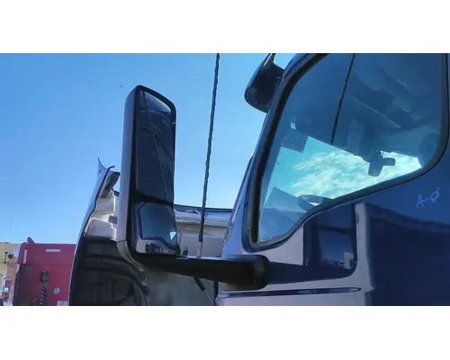 INTERNATIONAL LT MIRROR ASSEMBLY CABDOOR